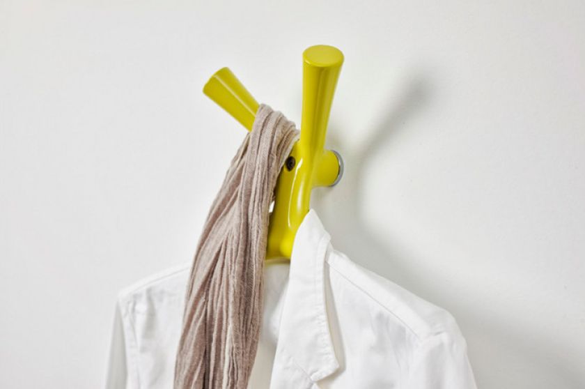 Cascando, dostępne w Square Space. Ładnie powieszone