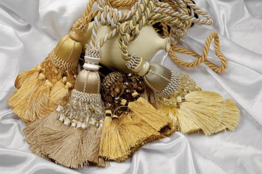 Dekoracyjne chwosty Pas. EUROFIRANY. Okno modne