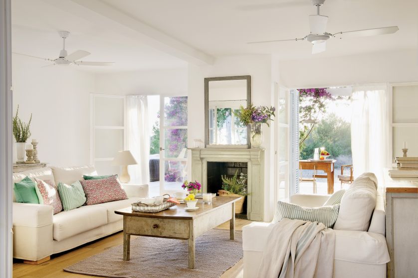 Tarasy pod Bugenwillami - słoneczny dom na hiszpańskich Balearach