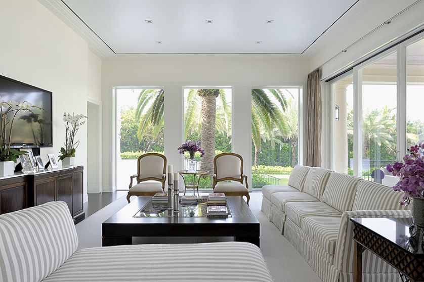 Kilkudzesięciometrowy pokój z widokiem na lagunę.