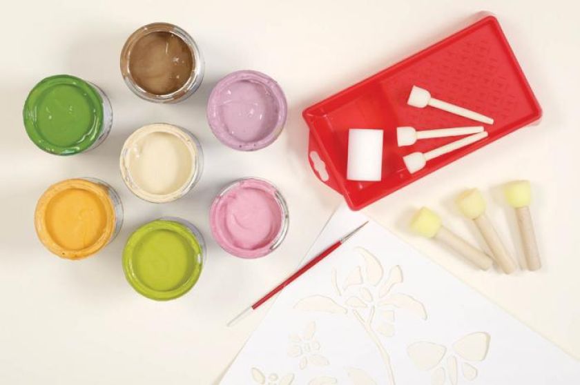 Materiały niezbędne do przygotowania fresków.