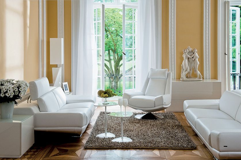 Meble z kolekcji Kler. Fotel dla prezydenta