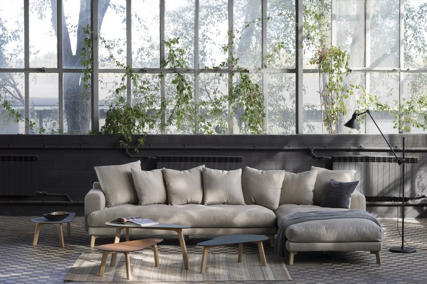 MELISA - kolekcja mebli tapicerowanych sofa, sofa narożna, fotel szezlong, podnóżek i stolików, projekt: Tomasz