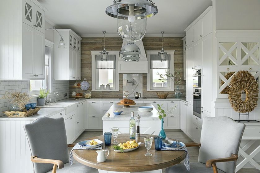 biała kuchnia otwarta na salon