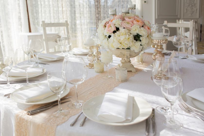 Dekoracje komunijne na stół