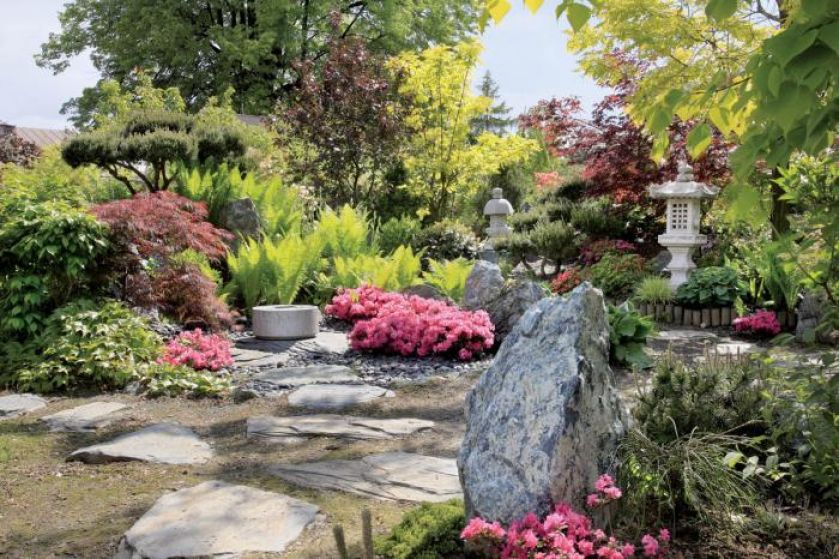 Kamienie tworzą drogę, która pozwala zwiedzić wszystkie zakątki.