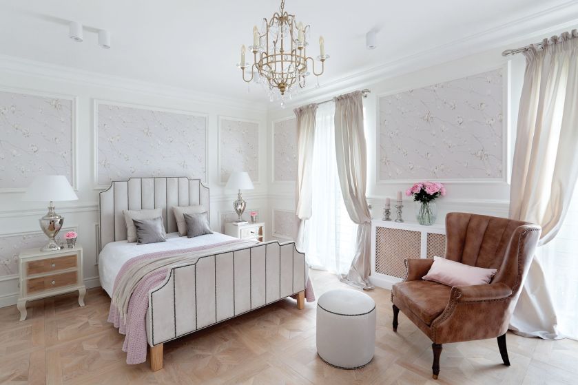 Mieszkanie o metrażu 65 m² jest jak szkatułka: nieduże, zmysłowe i aż kusi, by do niego zajrzeć. Przytulne, w