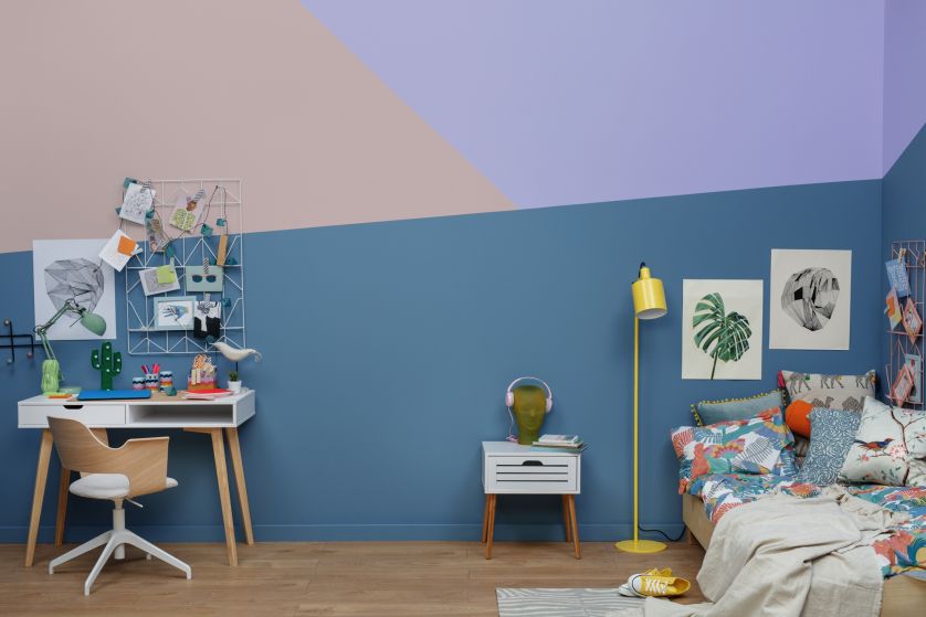 ściany w pokoju młodzieżowym