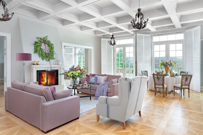 salon w stylu francuskim w polskim dworze