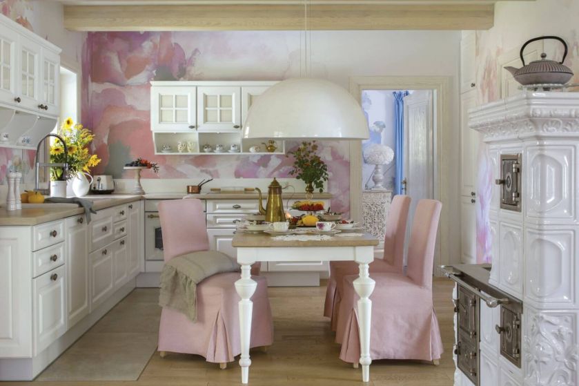 tapeta na ścianie w jadalni