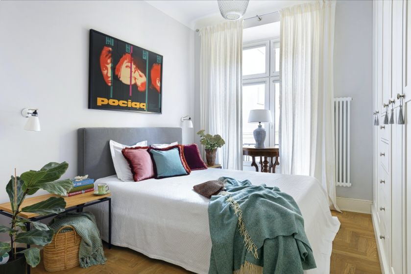 sypialnia w mieszkaniu w kamienicy