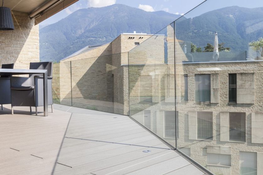 Nowoczesny i bezpieczny taras z desek kompozytowych