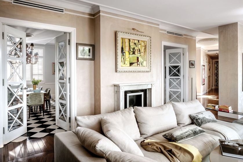 Zielona Skarpa Wiślana pomaga zapomnieć o wielkim mieście. Gdyby nie Pałac Kultury, ten penthouse mógłby