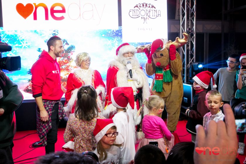 Fundacja OneDay wspiera Dzieci z Domów Dziecka i placówek Opiekuńczo-Wychowawczych oraz w trudnej sytuacji materialnej.