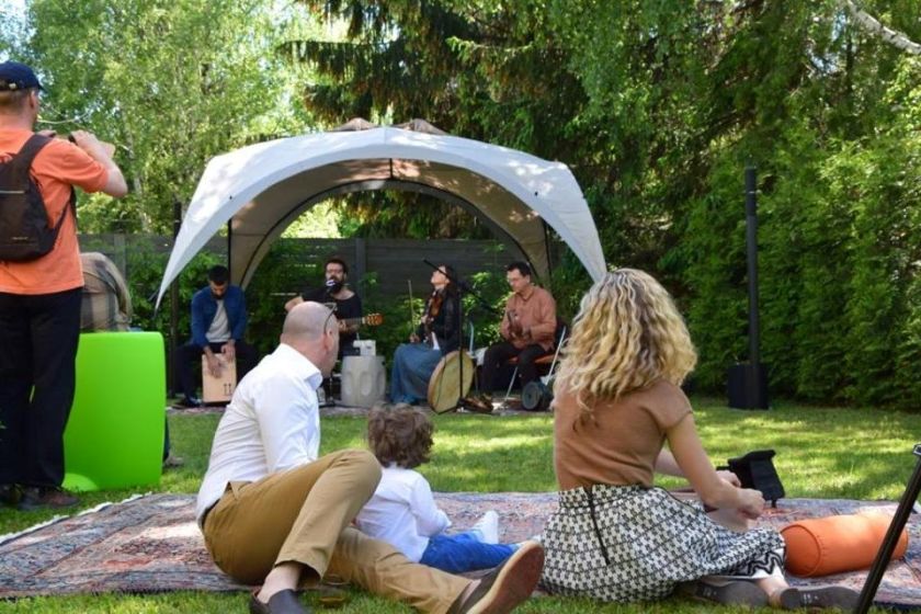 Nastrojowe zdjęcia i mistrzowskie kadry naszego przyjaciela Rafała Lipskiego można było oglądać w Galerii Letniej