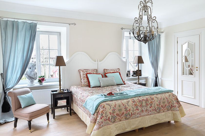 Sypialnia w stylu romantycznym. Fot. Aneta Tryczyńska