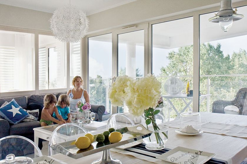 Biały apartament nad morzem. Biały apartament nad morzem