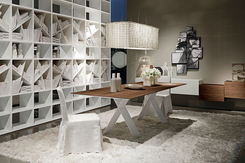 Blat wykończony wędzonym dębem, od 7543 zł. INTER COMODO Tailor (Presotto)