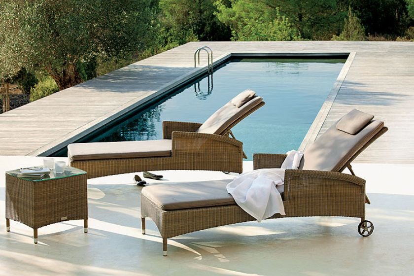 Stoliki, fotele, leżaki na taras