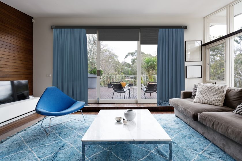 Dekoracje okienne, które ocieplą wnętrza jesienią