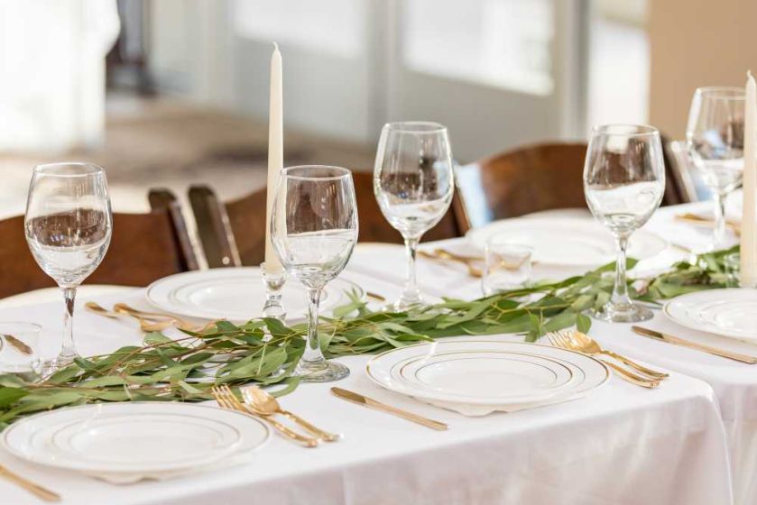 Stół wigilijny –piękna i prosta dekoracja