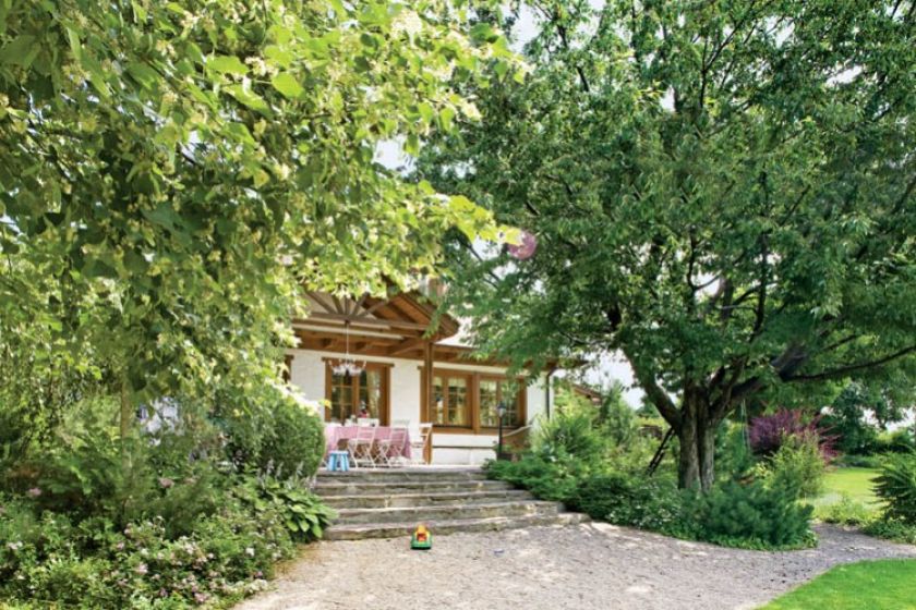 Dom w stylu wiejsko-szwedzko-francusko-angielskim – wszystko opiera się tu na pomyśle.