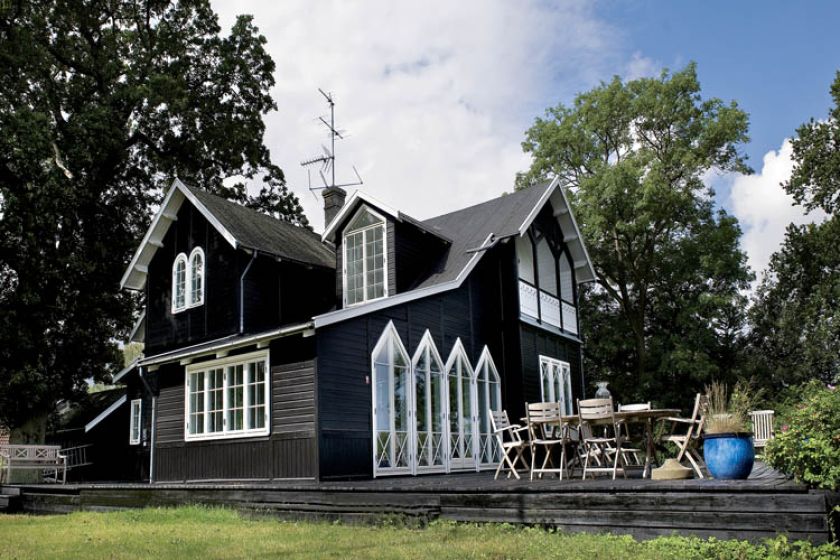 Dom zaprojektowali architekci Tom Lundgard i Stig Marvits.