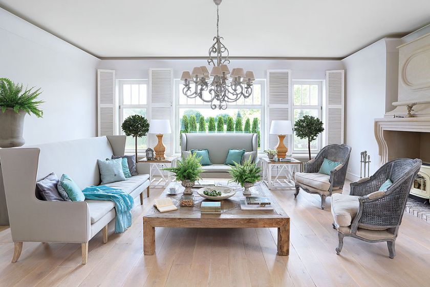 Eleganckie, ale nie przeładowane wnętrze. Stół kupiony w Boutique Pierrot.