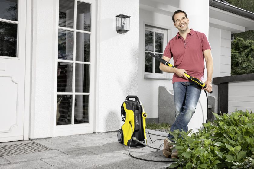 Full Control – nowa linia urządzeń wysokociśnieniowych Kärcher