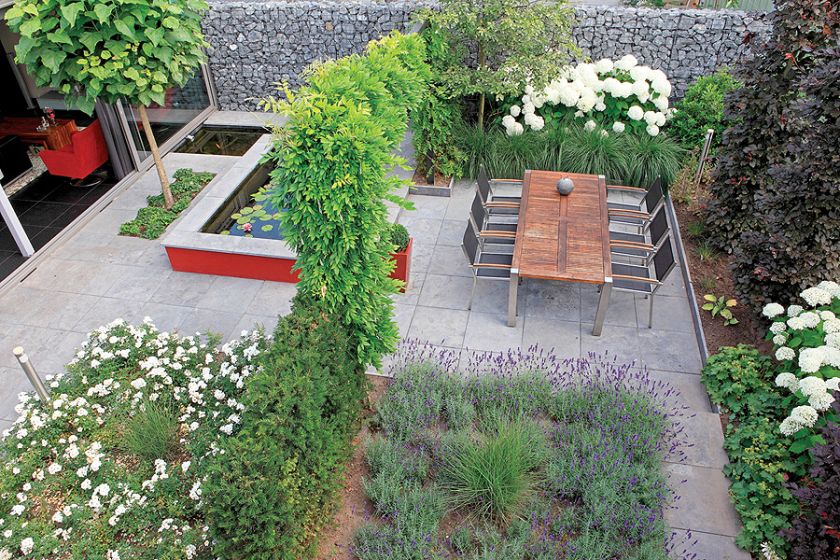 Holenderska projektantka ogrodów twardo stąpa po ziemi i uważa, że dobry ogród to taki, przy którym nie trzeba się