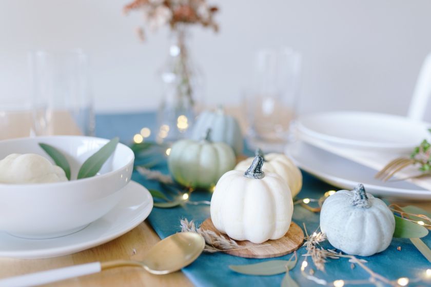 białe dynie pomysły na dekoracje