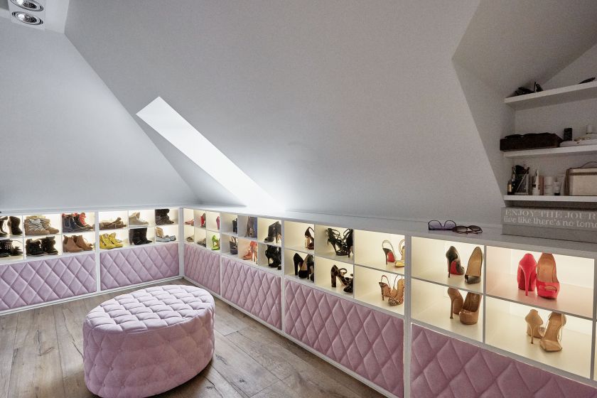 Ich dom jest jak owoc romansu między nowojorskim loftem a francuską kamienicą. Ta ostatnia dominuje, ale trudno się dziwić