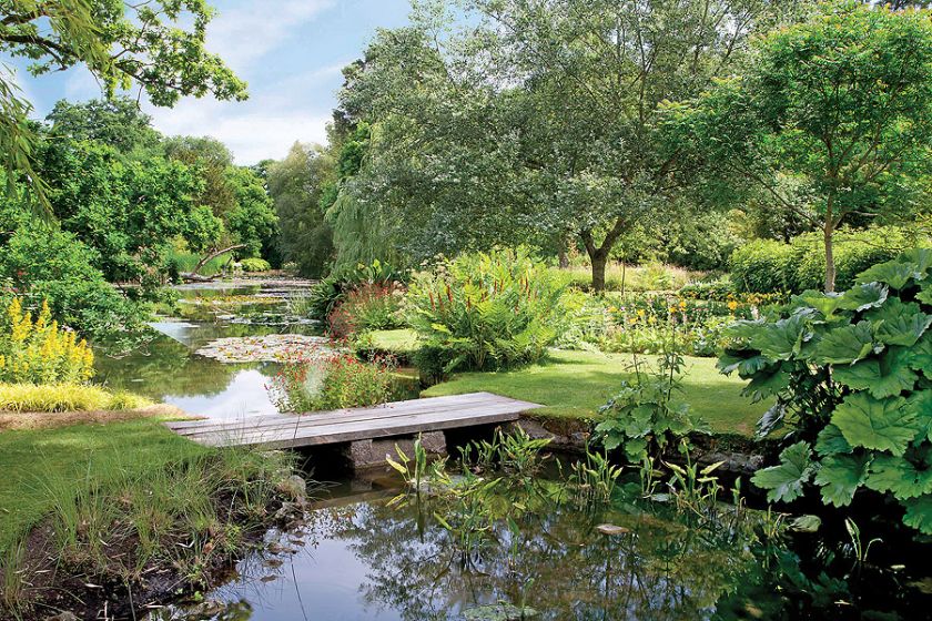 Jeśli myślisz, że wodne ogrody swój nastrój zawdzięczają tylko liliom pływającym po jeziorze, musisz odwiedzić