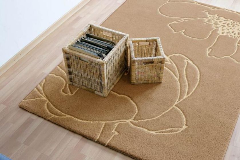 Kolekcja Mako. DYWILAN. Podłoga - naga czy ubrana