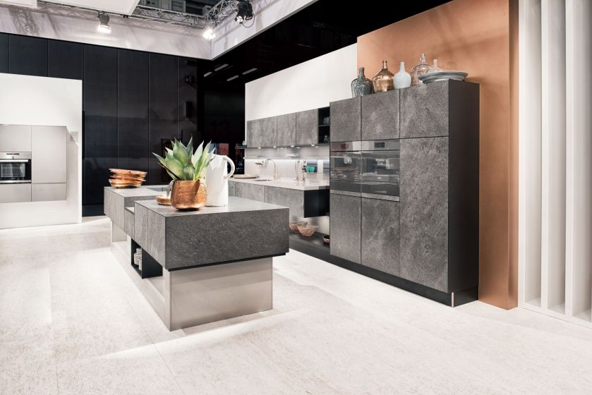 Trendy kuchenne na EuroCucina 2016 w Mediolanie