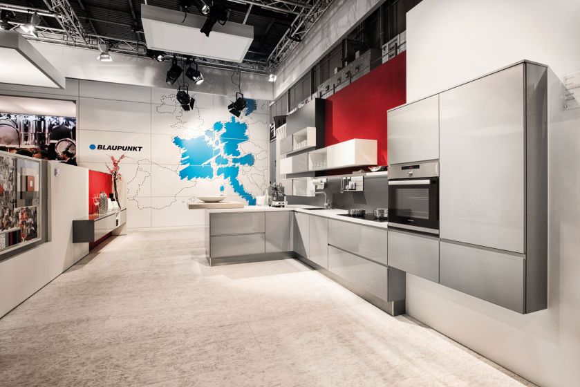 Trendy kuchenne na EuroCucina 2016 w Mediolanie