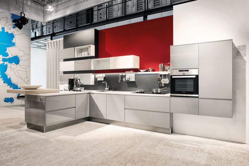 Trendy kuchenne na EuroCucina 2016 w Mediolanie