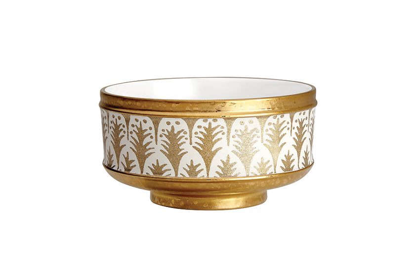 Miseczka (350 euro) i półmisek (300 euro) z serii Fortuny Gold, L’OBJET