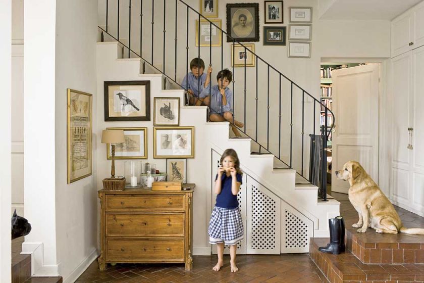 Nie zawsze też musimy fundować dziełom sztuki ramę, surowe płótna na blejtramach też będą dobrze wyglądały.