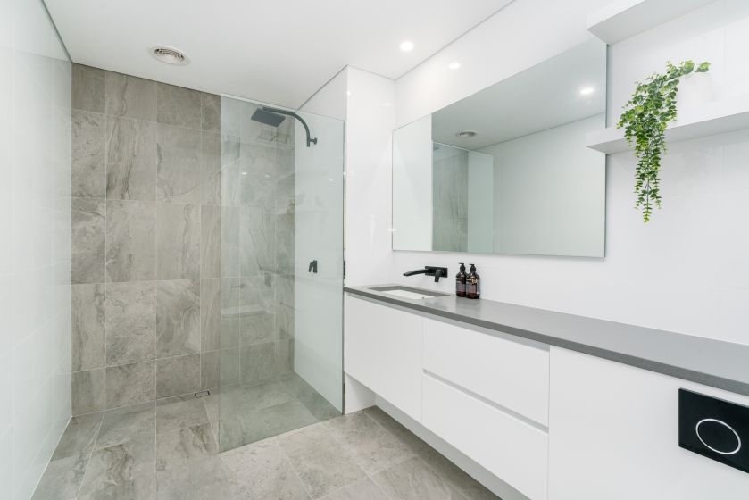 Nowoczesne wnętrza: łazienka w 10 aranżacjach