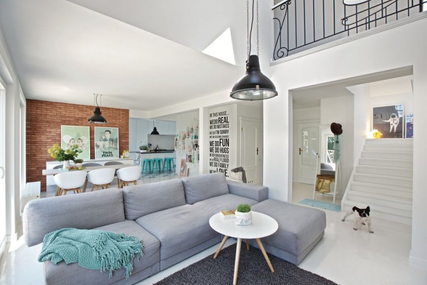 nowoczesny salon biały