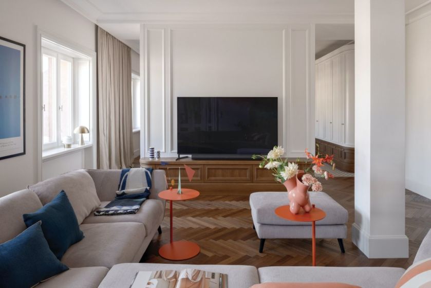 jak urządzić salon w kamienicy