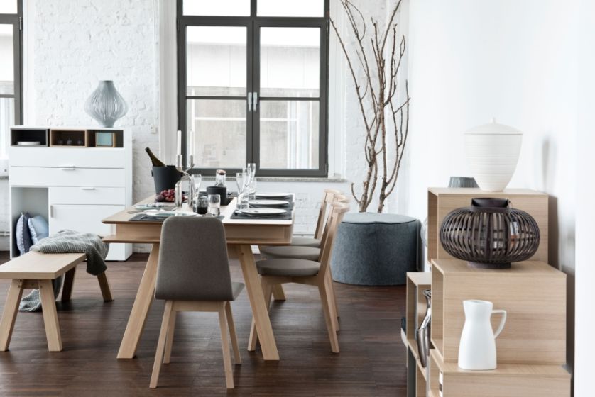 Zimowa aranżacja stołu