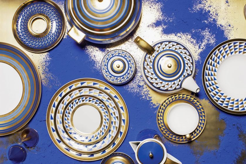 stół wigilijny niebiesko złoty