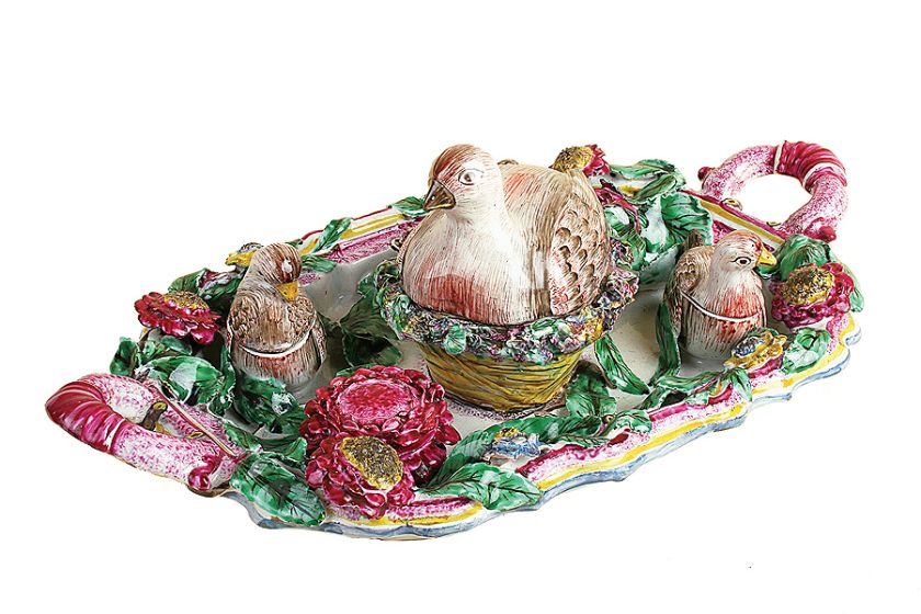 Taca z zestawem naczyń, Ćmielów. Polak potrafi