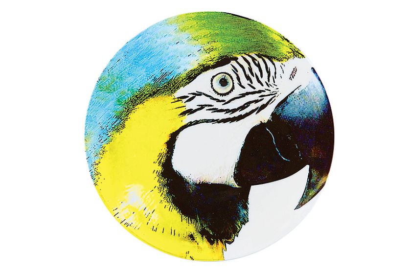 Talerze, miski i dzbanki powstały na egzotycznym Południu, pełnym wibrujących kolorów i radosnych wzorów. Kolekcję