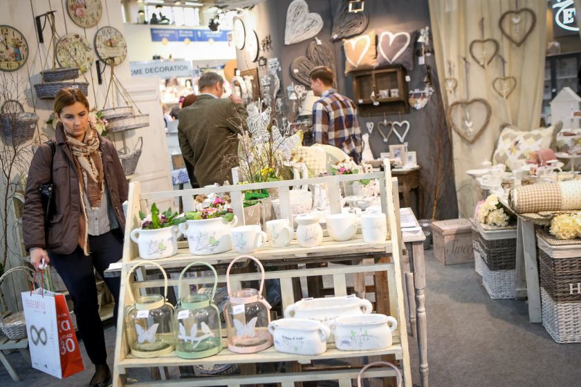 Obecny na targach dr Marek Borowiński odpowie na pytania, jak stworzyć PR sklepu dekoracyjnego.