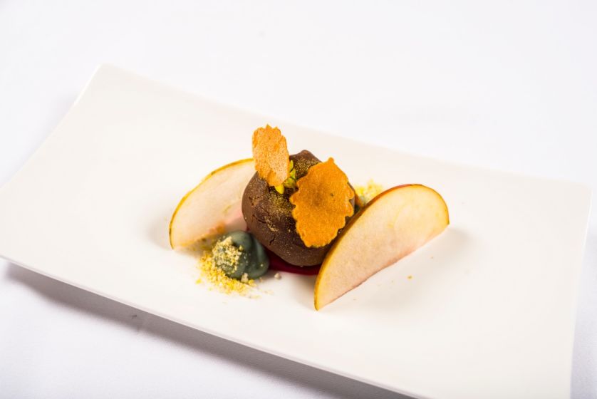 Podczas kolacji One w Hotelu SPA Dr Irena Eris Wzgórza dylewskie serwowano wykwintne dania przygotowane