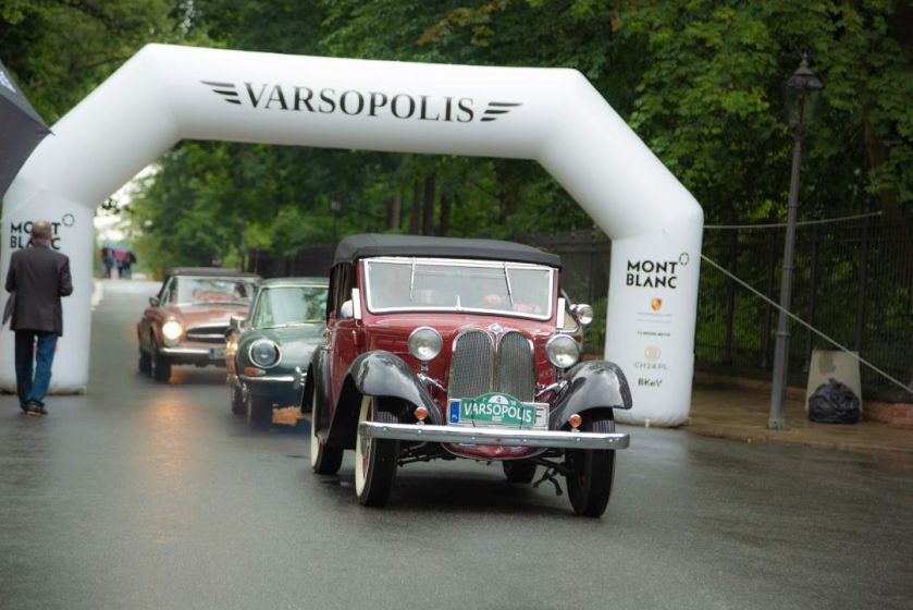 Varsopolis to święto dla entuzjastów historycznej motoryzacji i wyrafinowanego stylu. To połączenie najpiękniejszych