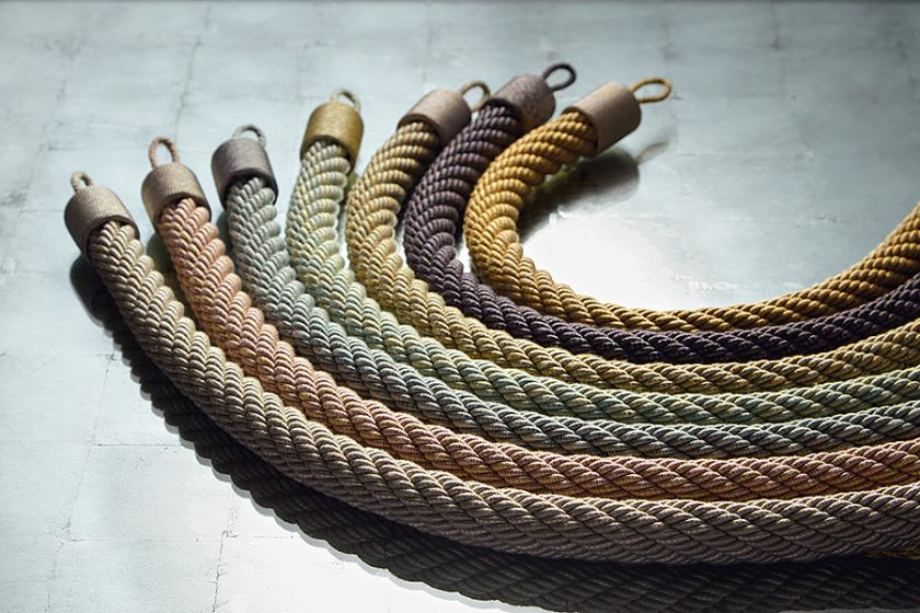 W subtelnych odcieniach sznury z najnowszej kolekcji od Zoffany, DECODORE